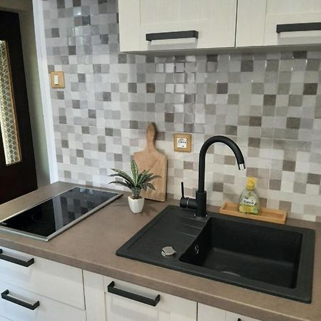 Apartment Sandra Rabac Esterno foto