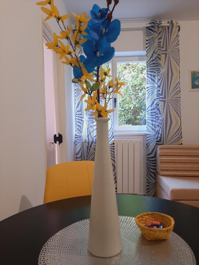 Apartment Sandra Rabac Esterno foto